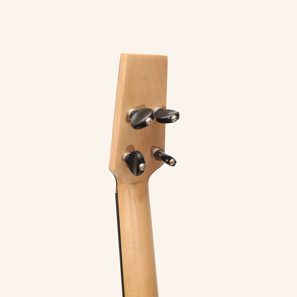 Heartland Baroque Ukulele, 4 String Baritone Variegated Walnut And Lacewood